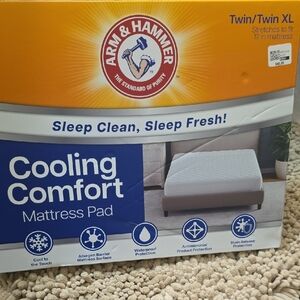 New Arm & Hammer Cooling Comfort Allergen Barrier Waterproof Mattress Pad
